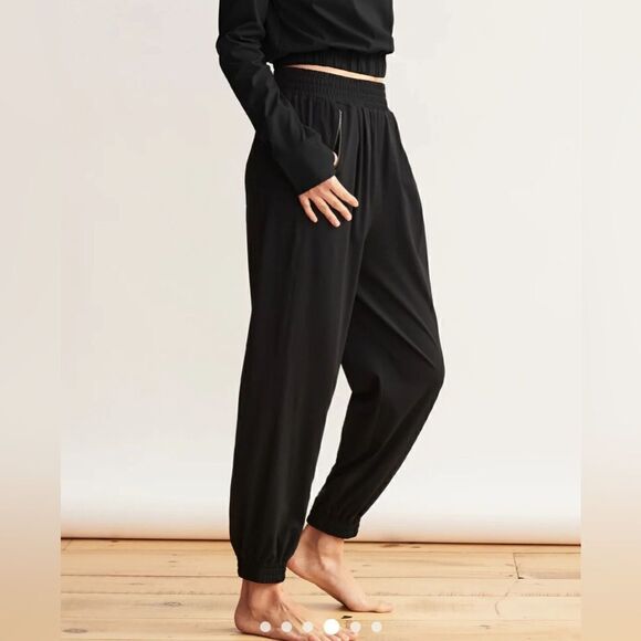 Aday hail yes jogger pants black - Picture 1 of 5